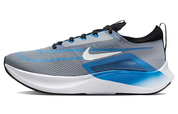 Nike Zoom Fly 4