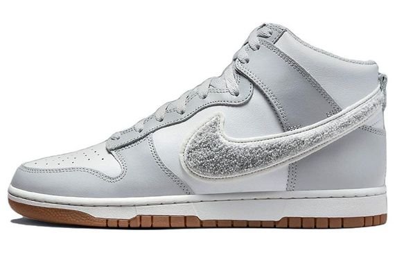 Nike Dunk High University &quot;Chenille Swoosh&quot;