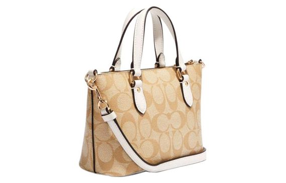 COACH Gallery 20
