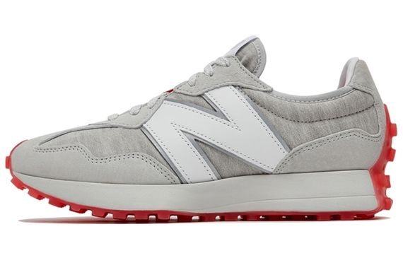 Levi’s x New Balance NB 327