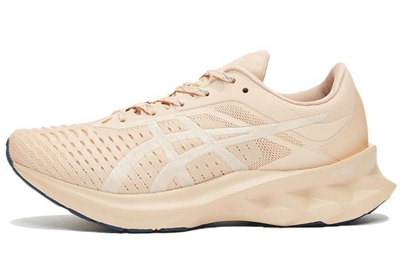 SNS x Asics Novablast