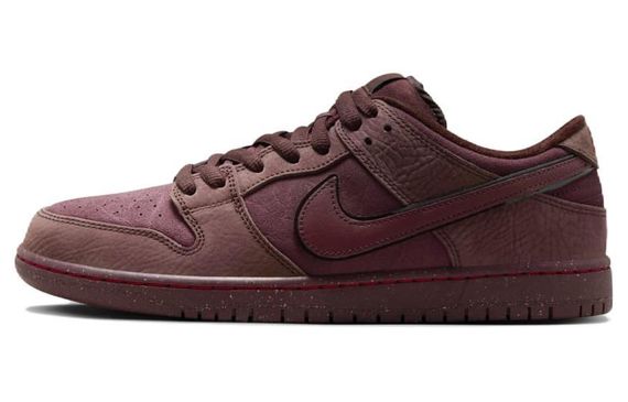 Nike Dunk SB &quot;Burgundy Crush&quot; Valentines &quot;love found&quot;