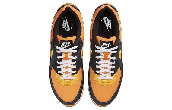 Nike Air Max 90 "Kumquat"