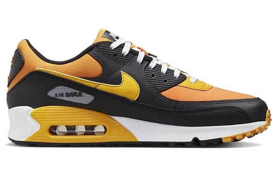 Nike Air Max 90 "Kumquat"