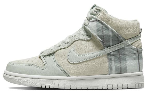 Nike Dunk High Plaid