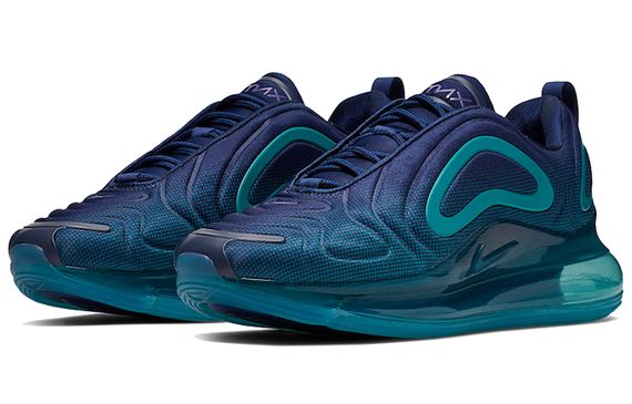 Nike Air Max 720 Nightshade Logo