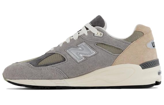 New Balance Teddy Made NB 990 V2