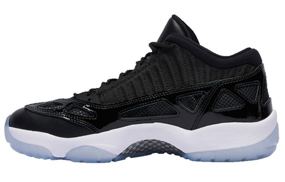 Jordan Air Jordan 11 low ie space jam 2019