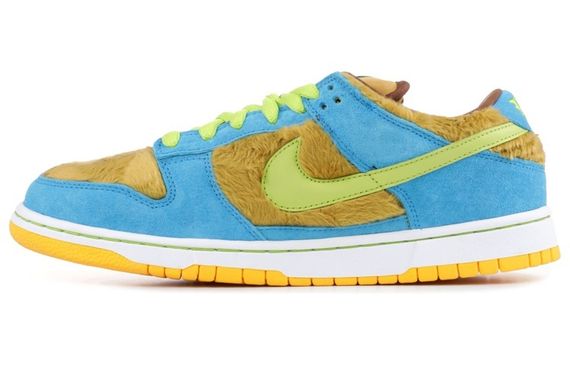Nike Dunk SB Baby Bear