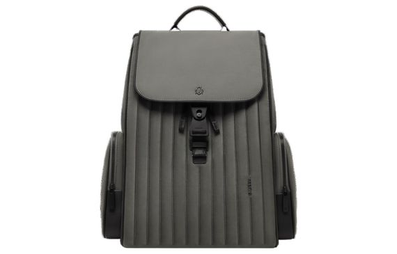 RIMOWA Never Still