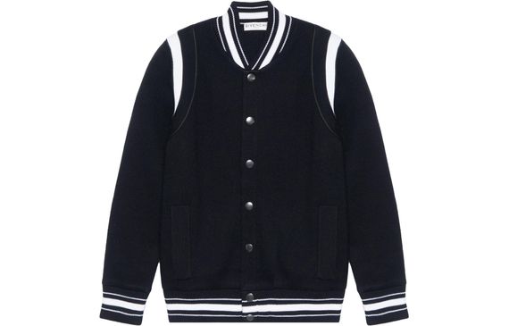 GIVENCHY