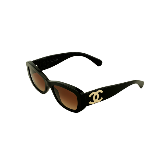 【 】 CHANEL