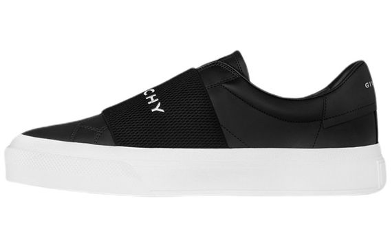 GIVENCHY