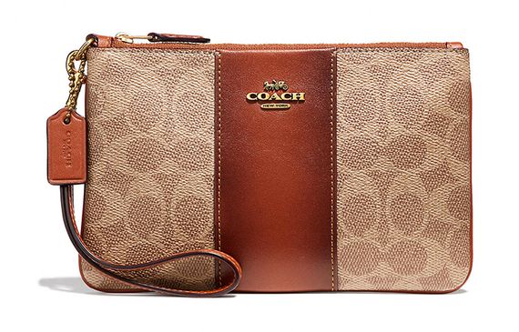 COACH Wristlet 19 Logo
