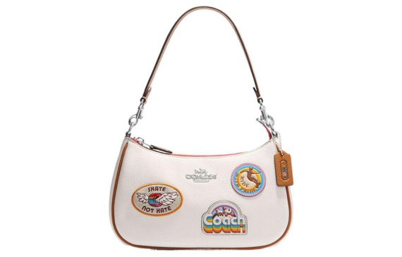 COACH Teri 24 Logo