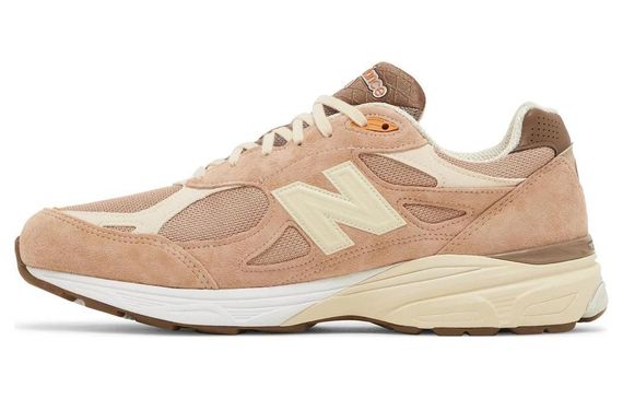 SIZE x New Balance NB 990 V3