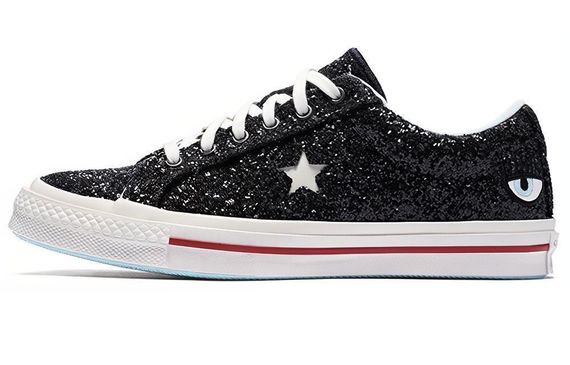 CHIARA FERRAGNI x Converse One Star