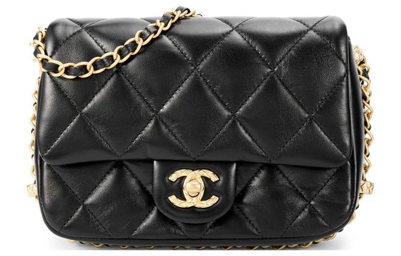 CHANEL 23B flap bag