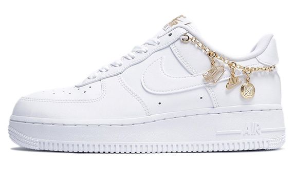 Nike Air Force 1 lx &quot;lucky charms&quot;