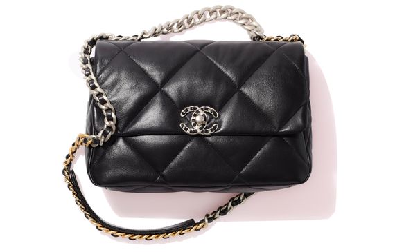 CHANEL 19Bag