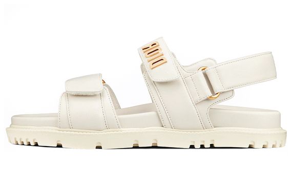DIOR D-Connect