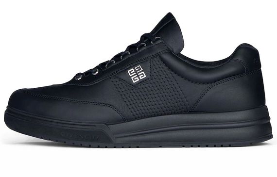 GIVENCHY G4