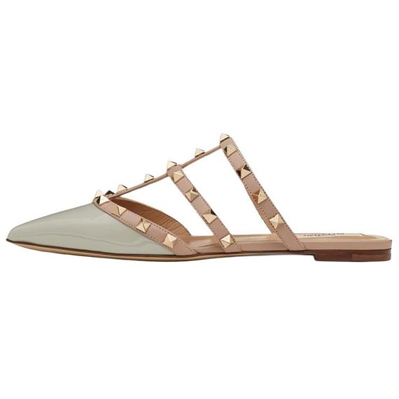 Valentino Rockstud