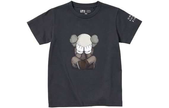 UNIQLO UNIQLO KAWS T