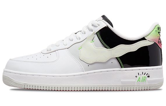 Nike Air Force 1 07 lv8 &quot;ghost swoosh&quot;