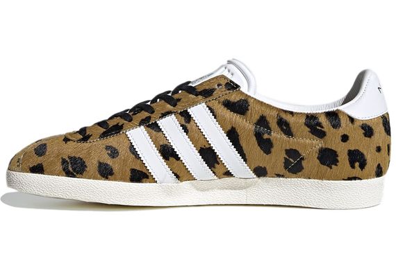 NOAH x adidas originals Gazelle