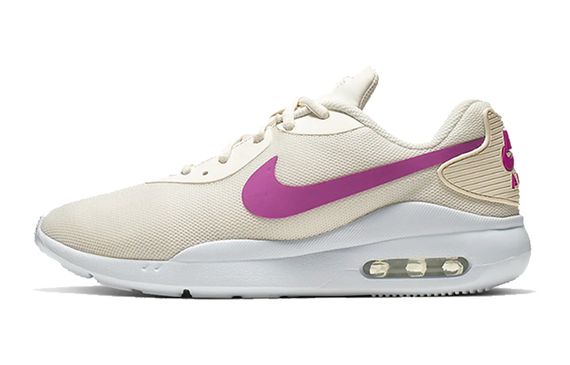 Nike Air Max Oketo