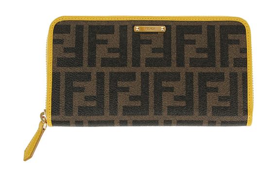 【 】 FENDI Logo FF PVC /