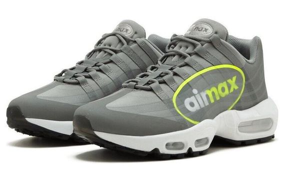 Nike Air Max 95 Big Logo