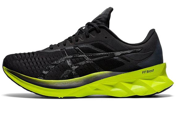 Asics Novablast
