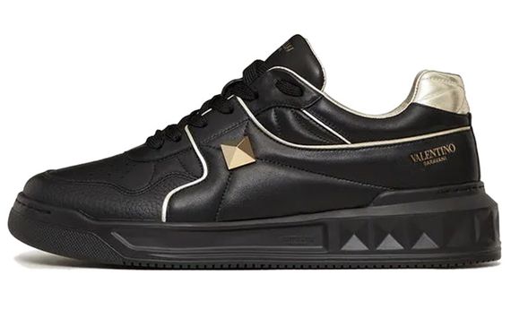 Valentino One Stud GARAVANI