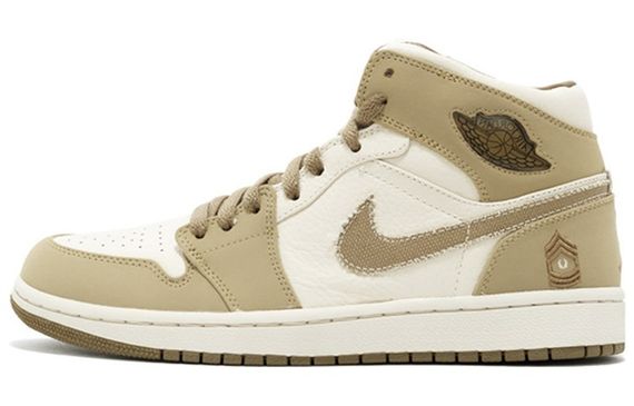 Jordan Air Jordan 1 Retro Armed Forces Pearl White