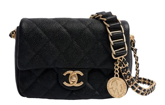 CHANEL Classic Flap CF