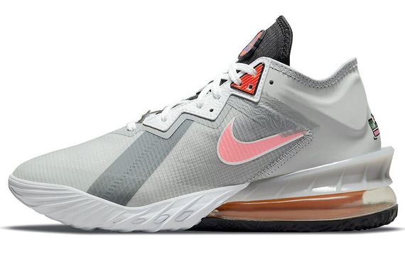 Space Jam x Nike Lebron 18 Bugs Bunny x Marvin The Martian 18