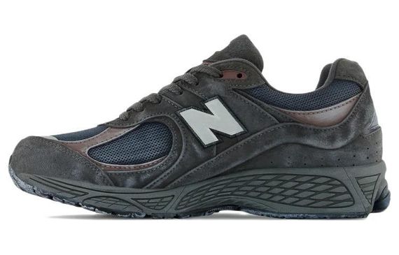 New Balance NB 2002R