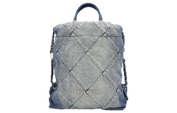 CHANEL 22Bag
