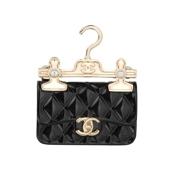 【23 】 CHANEL Logo