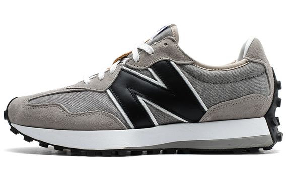 Levi’s x New Balance NB 327