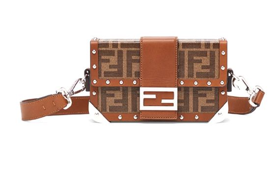 FENDI BaguetteTrunk Logo FF