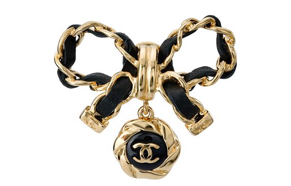 【22 】 CHANEL Logo