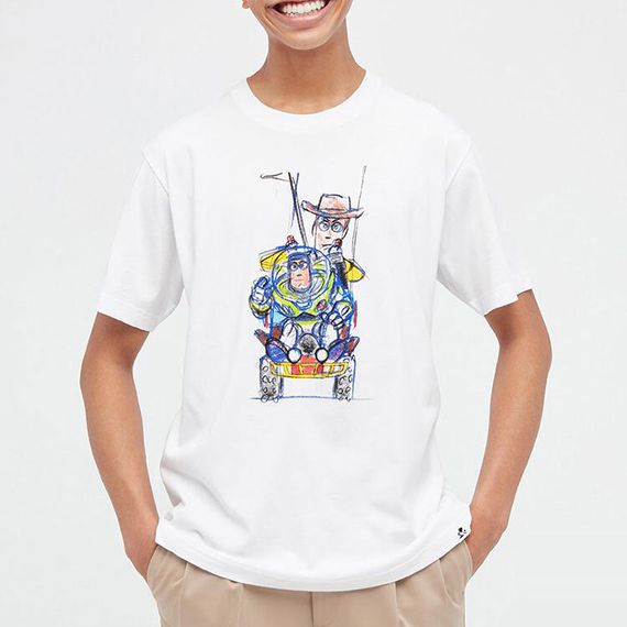 UNIQLO SS22 T