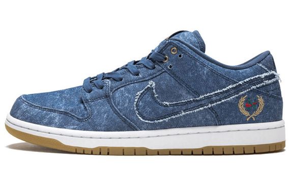 Nike Dunk SB SB Rivals Pack (East)