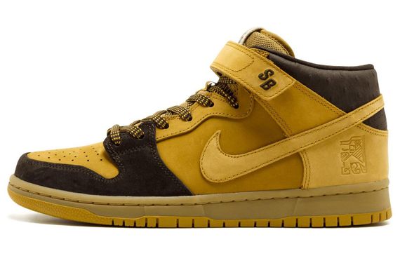 Nike Dunk SB Lewis Marnell