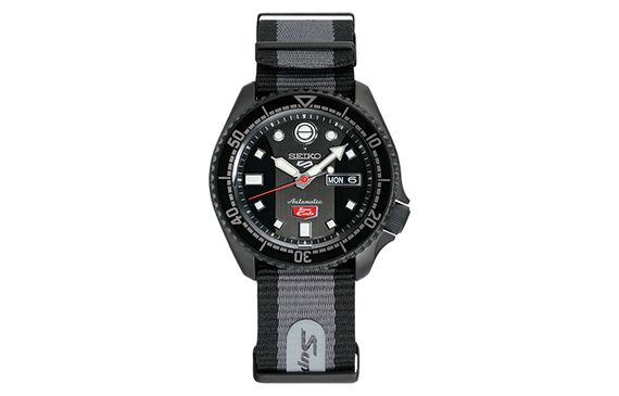 SEIKO 5 SPORTS SUPER CUB SRPJ75K1