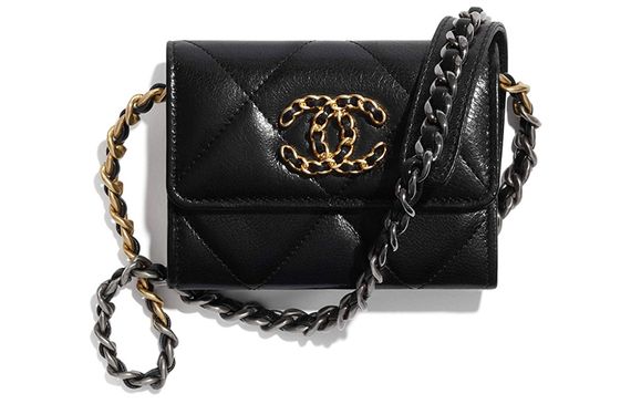 CHANEL 19Bag