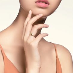 CARTIER Trinity Logo 18k 18k / /